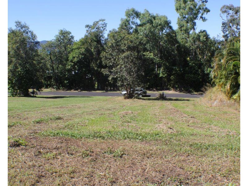 7 Commodore Street, South Mission Beach QLD 4852