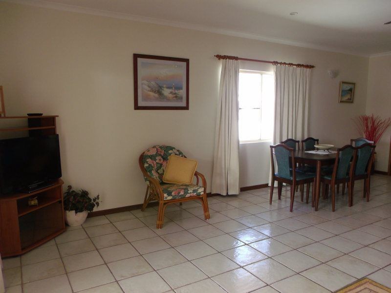 3/112 Kennedy Esplanade, South Mission Beach QLD 4852