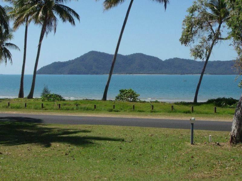 3/112 Kennedy Esplanade, South Mission Beach QLD 4852