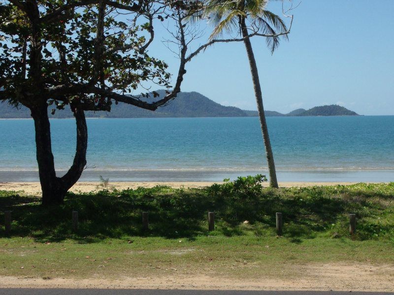 3/112 Kennedy Esplanade, South Mission Beach QLD 4852