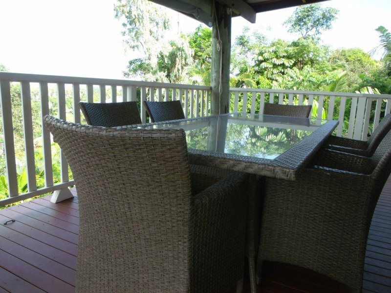 4 Admiralty Street, South Mission Beach QLD 4852