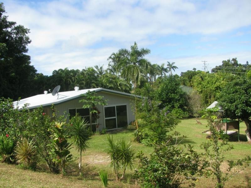 105 Lindsay Road, Carmoo QLD 4852