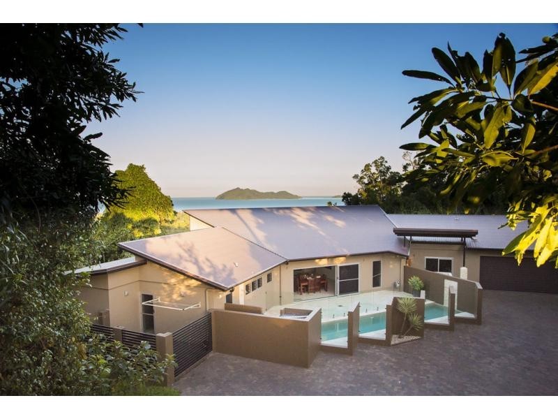 32 Mission Circle, Wongaling Beach QLD 4852