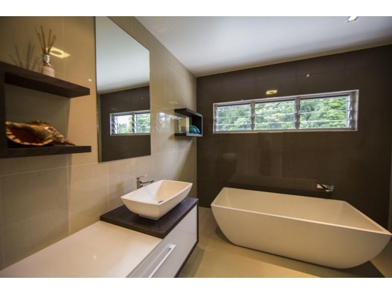 32 Mission Circle, Wongaling Beach QLD 4852