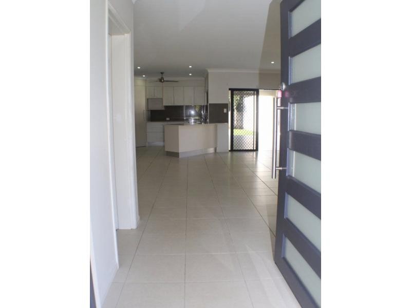 22 Clipper Court, South Mission Beach QLD 4852