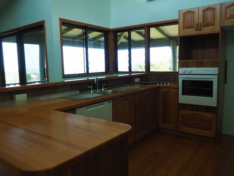 2/2 Admiralty Street, South Mission Beach QLD 4852