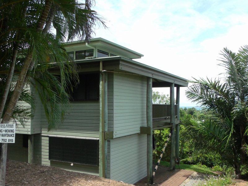 2/2 Admiralty Street, South Mission Beach QLD 4852