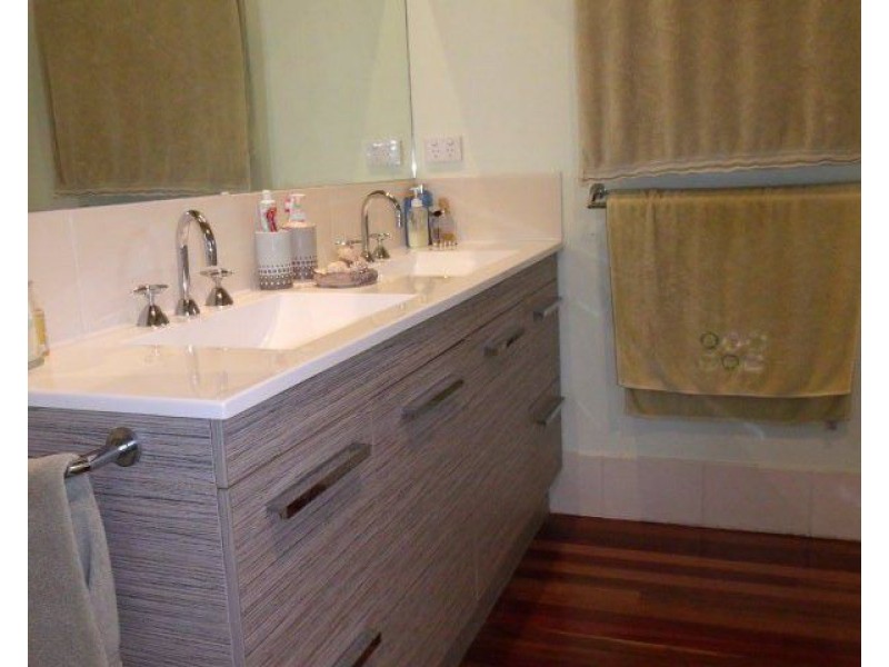 79 Cutten Street, Bingil Bay QLD 4852