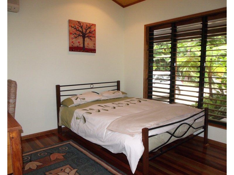 79 Cutten Street, Bingil Bay QLD 4852