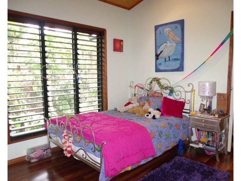 79 Cutten Street, Bingil Bay QLD 4852