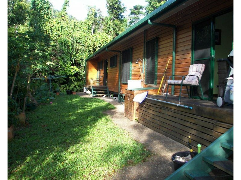 79 Cutten Street, Bingil Bay QLD 4852