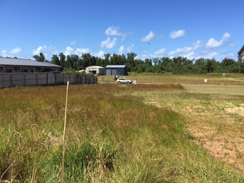 16 Nivosa Court, Mission Beach QLD 4852