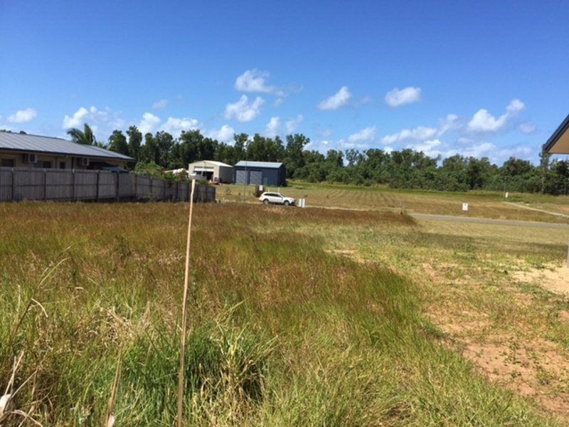 16 Nivosa Court, Mission Beach QLD 4852