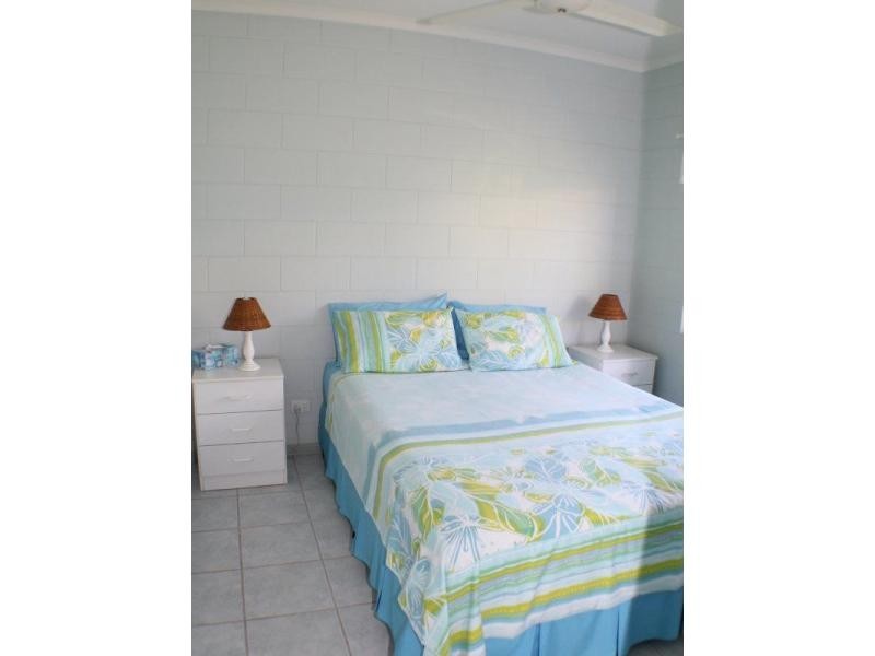 32 Holland Street, Wongaling Beach QLD 4852