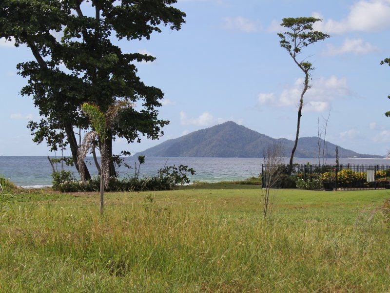 10 Conch Street, Mission Beach QLD 4852