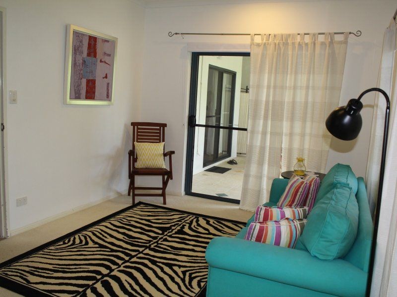 10 Conch Street, Mission Beach QLD 4852