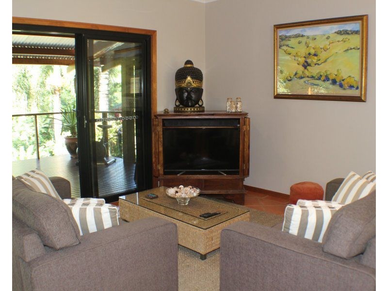 1/627 Bingil Bay Road, Bingil Bay QLD 4852