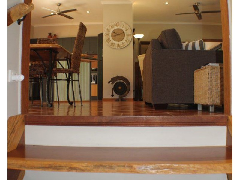 1/627 Bingil Bay Road, Bingil Bay QLD 4852