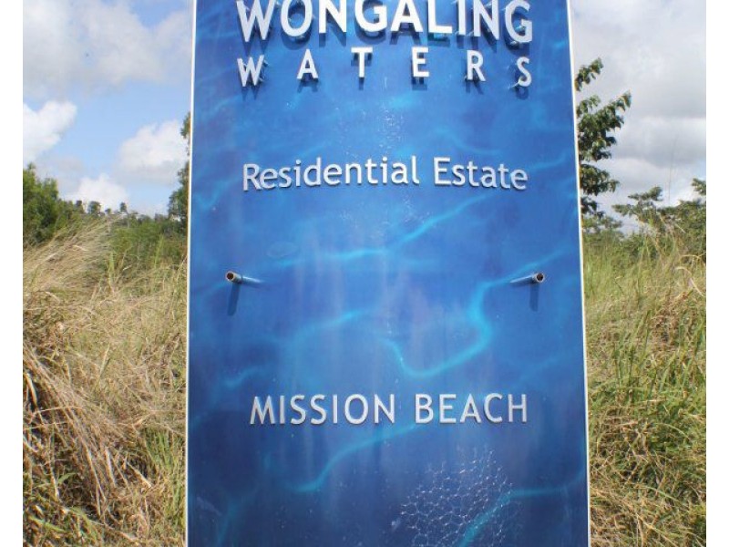 1 Shore Street, Wongaling Beach QLD 4852