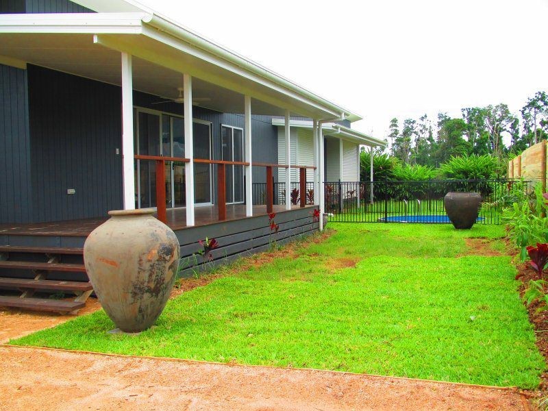 19 Rise Crescent, Mission Beach QLD 4852