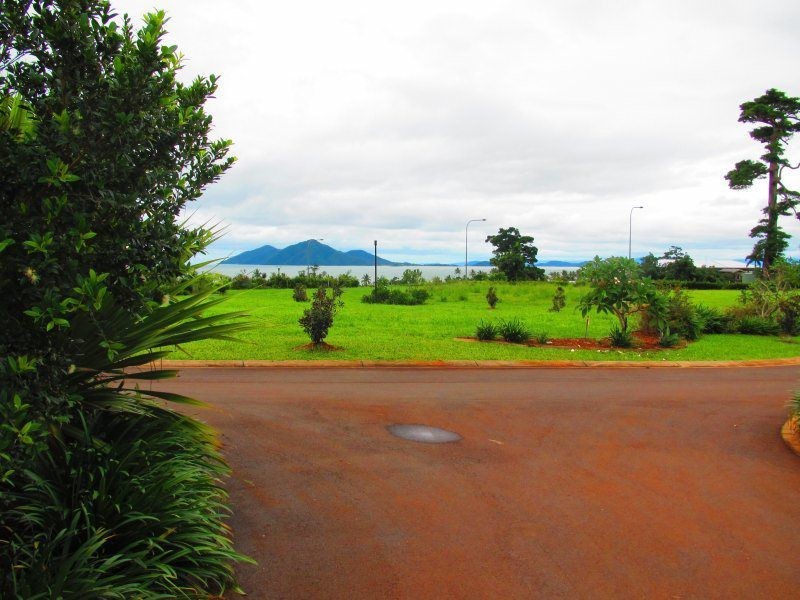 19 Rise Crescent, Mission Beach QLD 4852