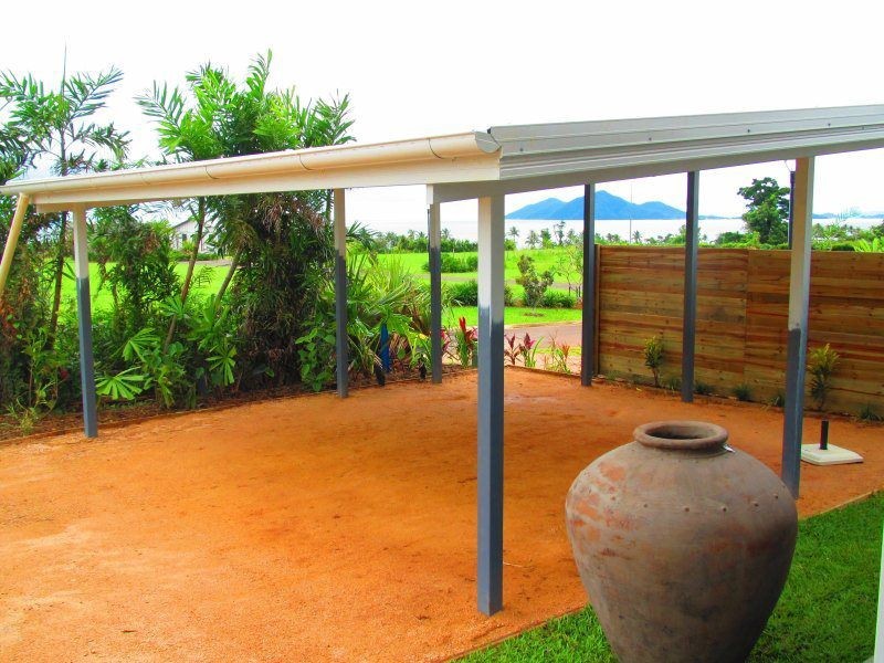 19 Rise Crescent, Mission Beach QLD 4852