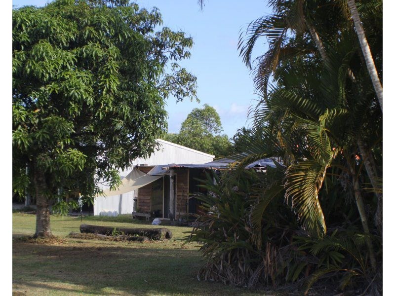 24 Leo Road, Maria Creeks QLD 4855