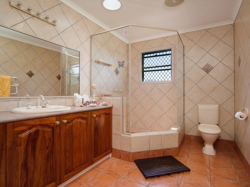 76 Keir Road, Tully QLD 4854