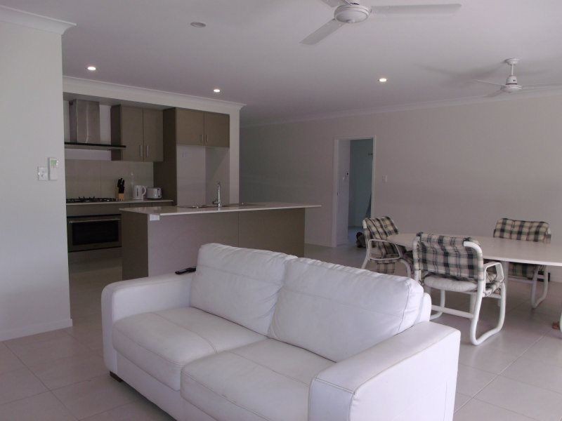 7 Iluka Close, Mission Beach QLD 4852