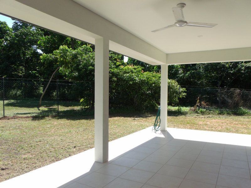 7 Iluka Close, Mission Beach QLD 4852