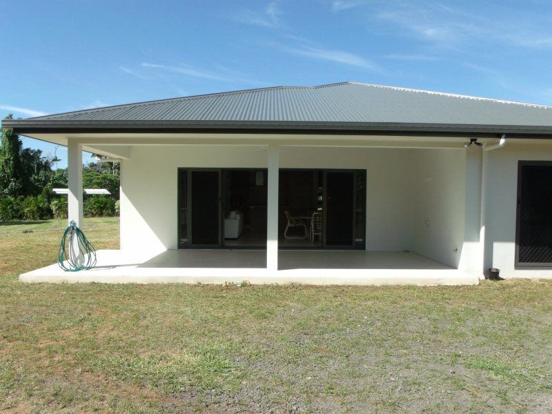 7 Iluka Close, Mission Beach QLD 4852