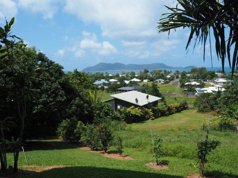 Villa 2/2 Admiralty Street, South Mission Beach QLD 4852