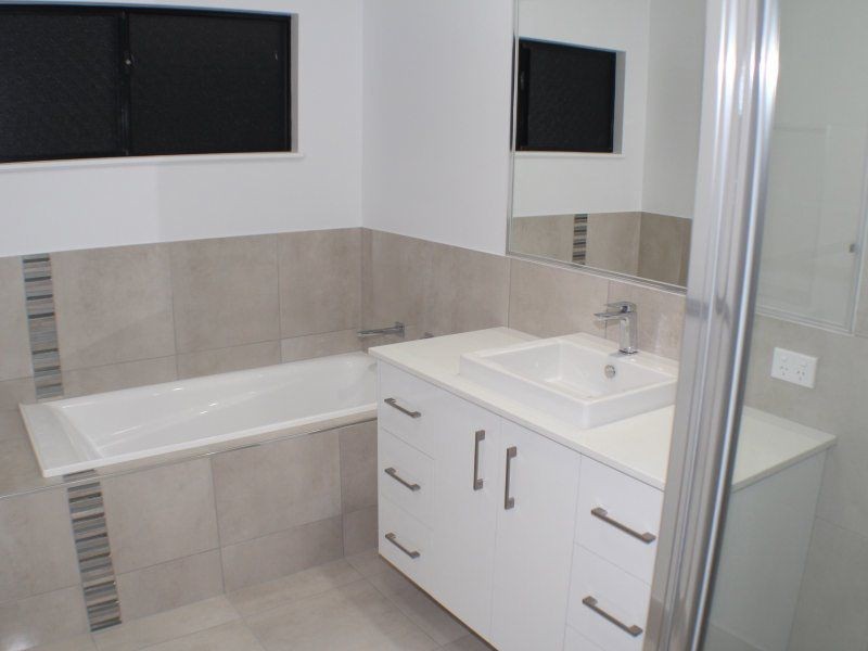 37 Midshipman Street, South Mission Beach QLD 4852