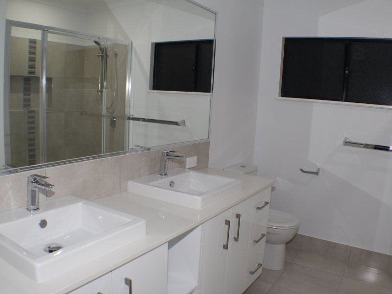 37 Midshipman Street, South Mission Beach QLD 4852