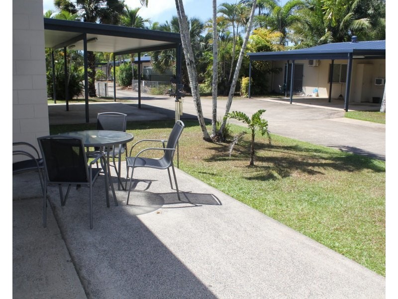 9/16 Wongaling Beach Rd, Wongaling Beach QLD 4852