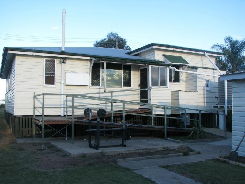 3 Miller Street, Warwick QLD 4370