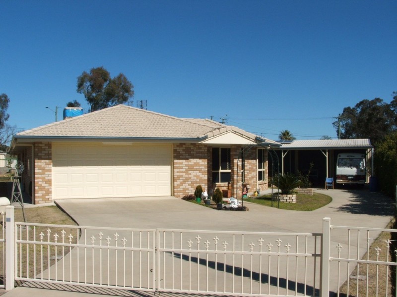 32 Doncaster Drive, Warwick QLD 4370
