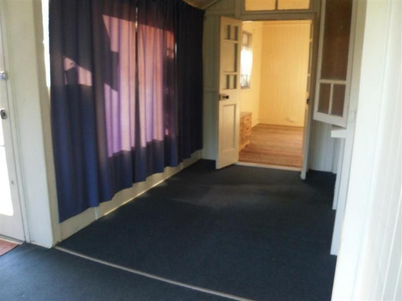 76 Albion Street, Warwick QLD 4370