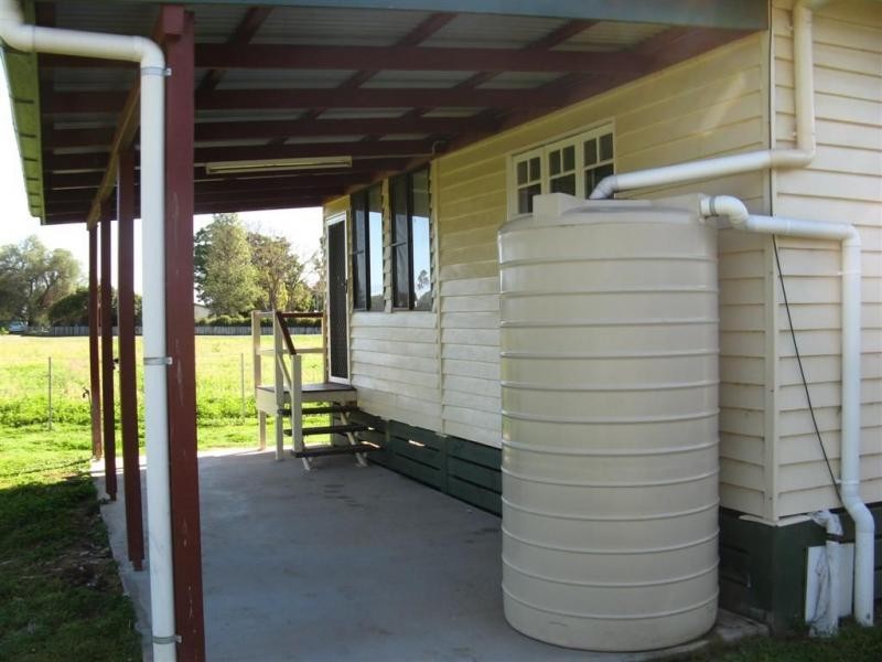 L10 MacIntyre Street, Leyburn QLD 4365