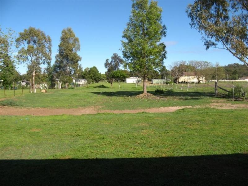 L10 MacIntyre Street, Leyburn QLD 4365