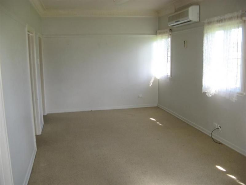 L10 MacIntyre Street, Leyburn QLD 4365