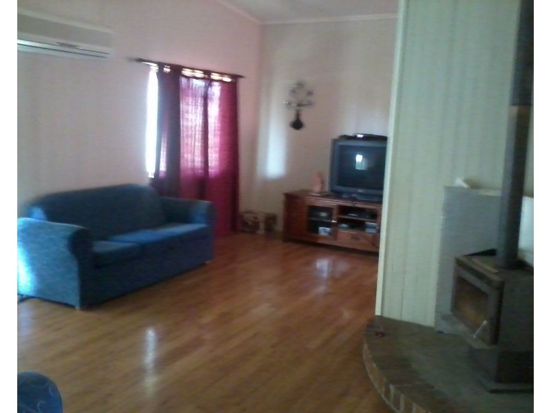 27 Forde Street, Allora QLD 4362