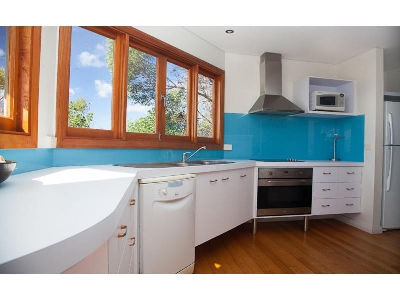 8 Pratt Court, Point Lookout, Point Lookout QLD 4183