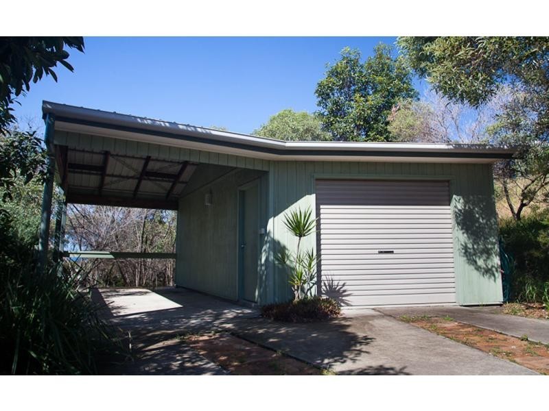 8 Pratt Court, Point Lookout, Point Lookout QLD 4183