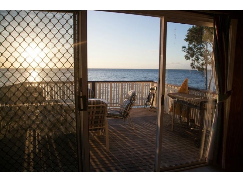 2 Birch Street, Amity Point QLD 4183