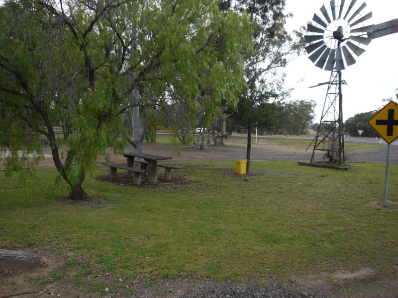 . Gore Roadhouse Cunningham Highway, Gore QLD 4352