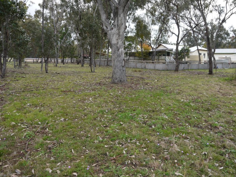 . Gore Roadhouse Cunningham Highway, Gore QLD 4352