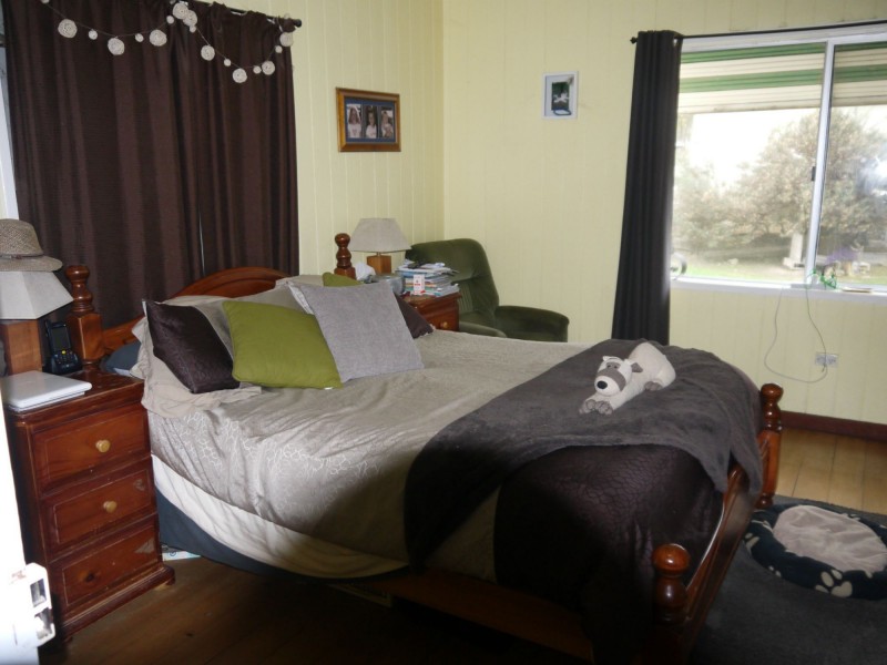 . Gore Roadhouse Cunningham Highway, Gore QLD 4352