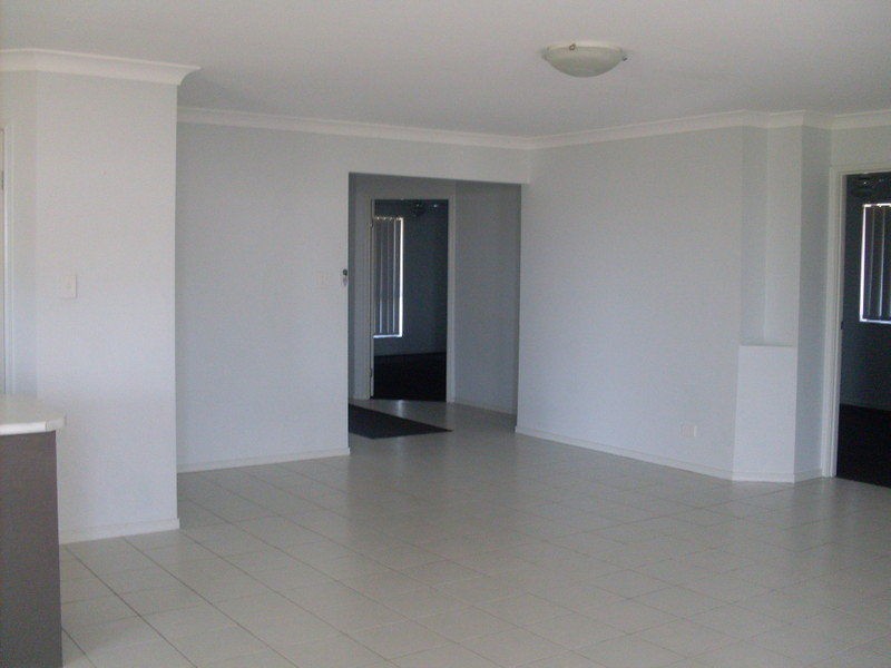8 Pristine Court, Warwick QLD 4370