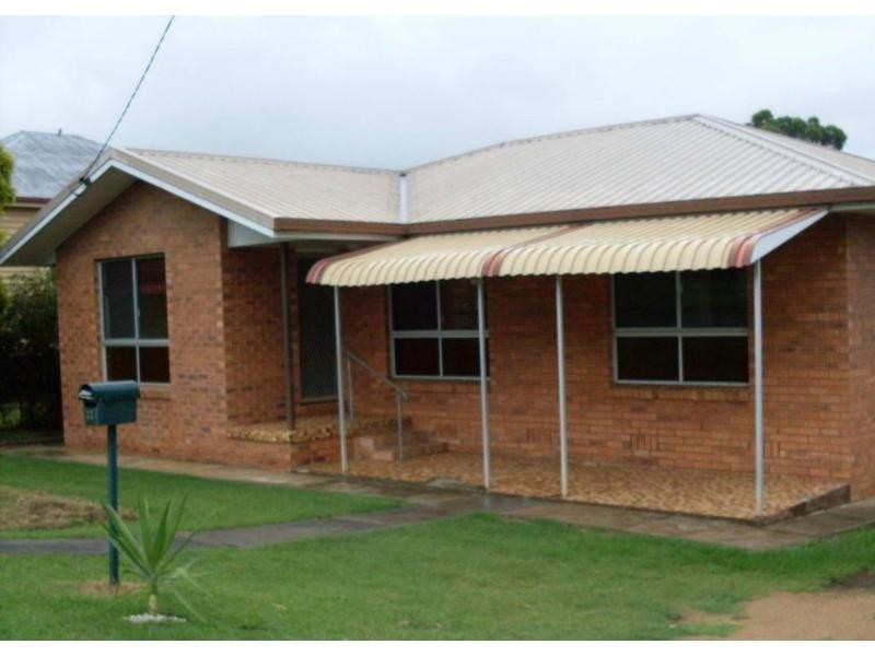 11 Yangan Road, Warwick QLD 4370